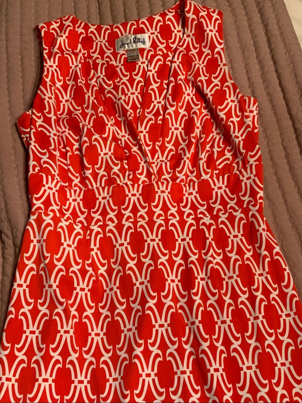 Joseph Ribkoff Red and White Sleeveless Geometric Tank